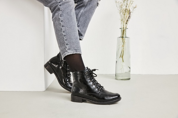 Лаковая обувь тренд от стилистов 2020