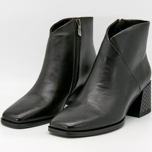 Фото Ботильоны  Madella  черный  кожа Z-100563 Фото Ботильоны  Madella  черный  кожа Z-100563