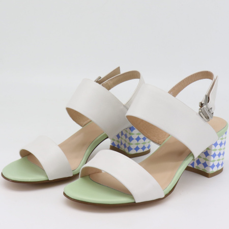 Босоножки  Berloni  белый  кожа F-71024 фото в интернет-магазине | Omadey.ru