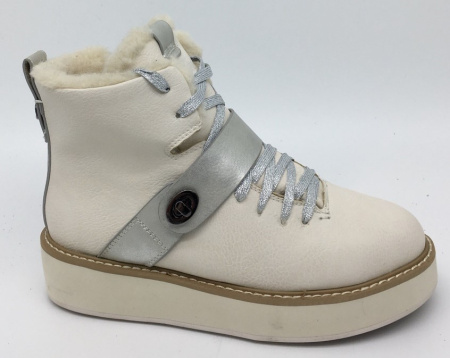 Ботинки  Betsy  белый  кожа искусств. Z-7487 фото в интернет-магазине | Omadey.ru