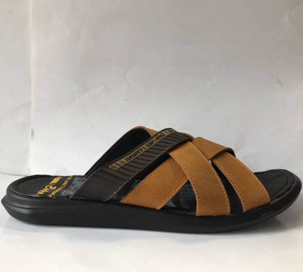 Фото Шлепанцы  Baden  коричневый  кожа F-90897