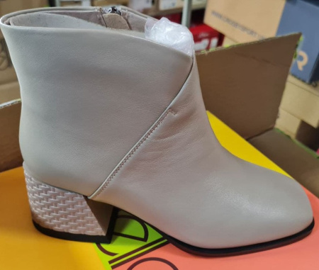 Ботильоны  Madella  серый  кожа Z-100565 фото в интернет-магазине | Omadey.ru Ботильоны  Madella  серый  кожа Z-100565 фото в интернет-магазине | Omadey.ru