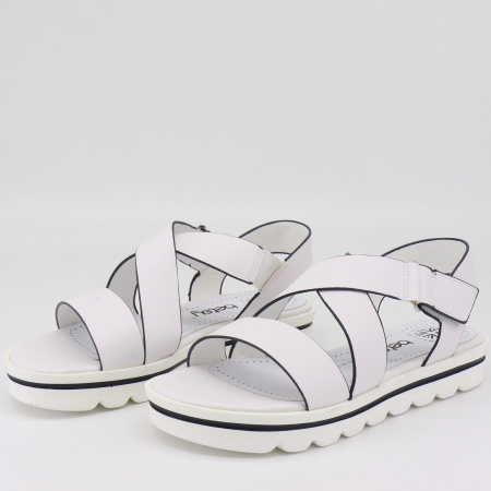 Сандалии  Betsy  белый  кожа искусств. F-80982 фото в интернет-магазине | Omadey.ru