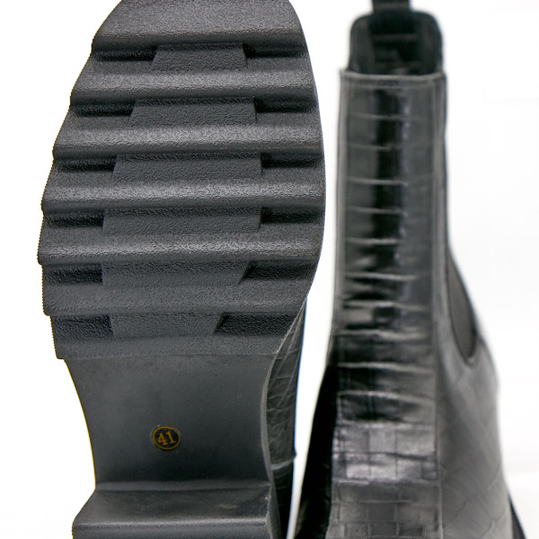 Фото Ботинки  Madella  черный  кожа Z-100569