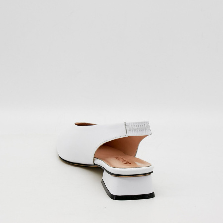 Слингбэки  Dakkem  белый  кожа F-90791 фото в интернет-магазине | Omadey.ru