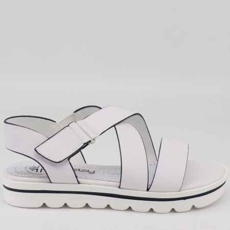 Сандалии  Betsy  белый  кожа искусств. F-80982 фото в интернет-магазине | Omadey.ru