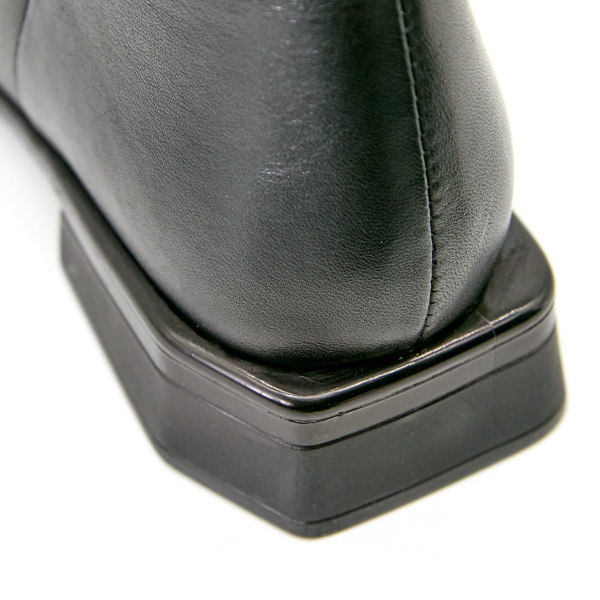Фото Ботинки  Dakkem  черный  кожа Z-100401