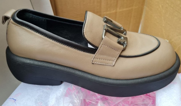 Фото Туфли  Dakkem  бежевый  кожа Z-100717