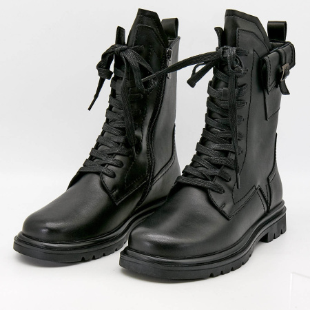 Ботинки  Madella  черный  кожа Z-100436