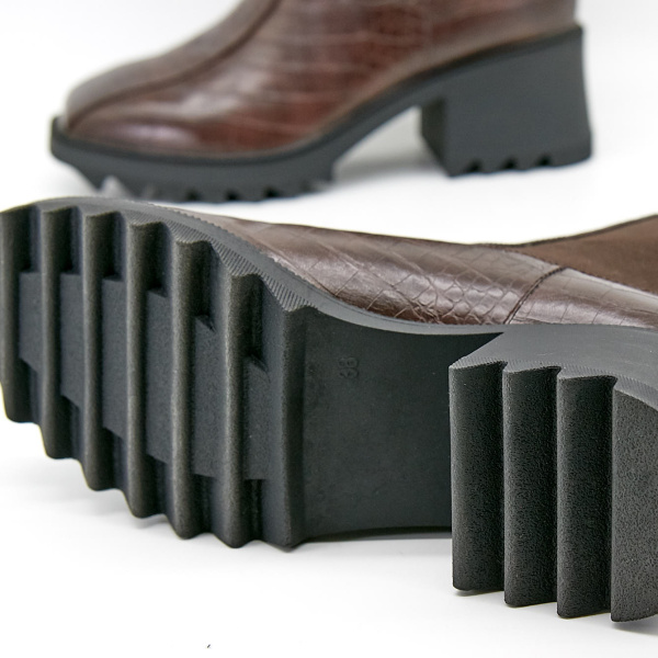 Фото Ботинки  Madella  коричневый  кожа Z-100567