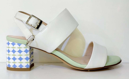 Босоножки  Berloni  белый  кожа F-71024 фото в интернет-магазине | Omadey.ru