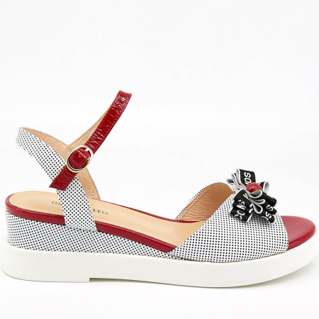 Босоножки  Cavaletto  серый  кожа лаковая F-80625 фото в интернет-магазине | Omadey.ru