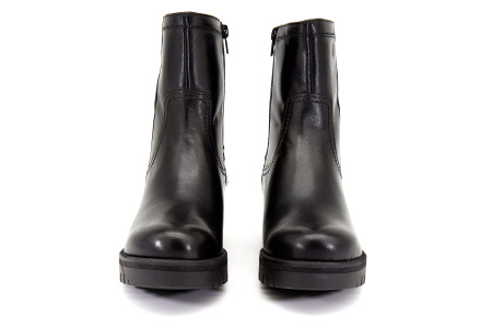 Полусапоги  Tamaris  черный  кожа Z-8226 фото в интернет-магазине | Omadey.ru