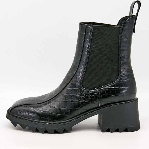 Фото Ботинки  Madella  черный  кожа Z-100569